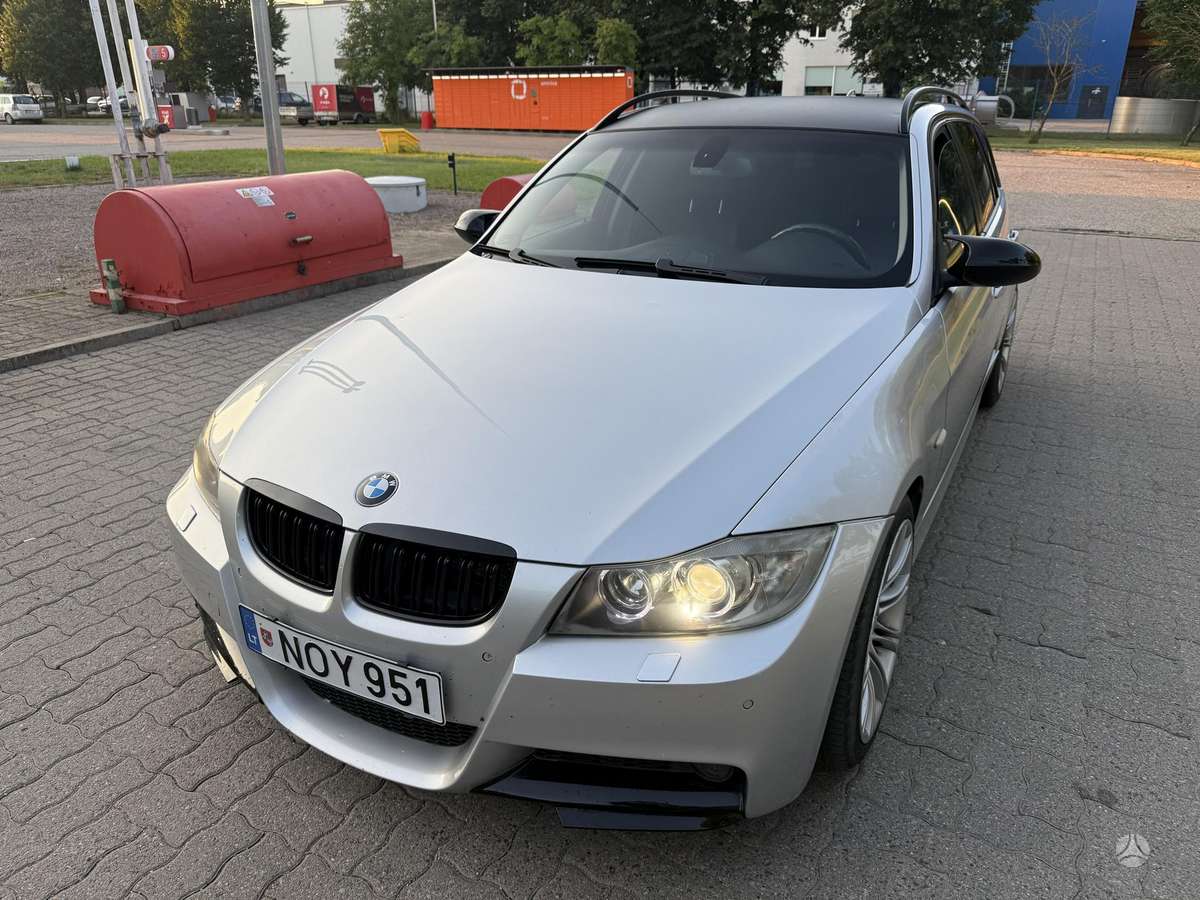 BMW 330, 3.0 l., Универсал