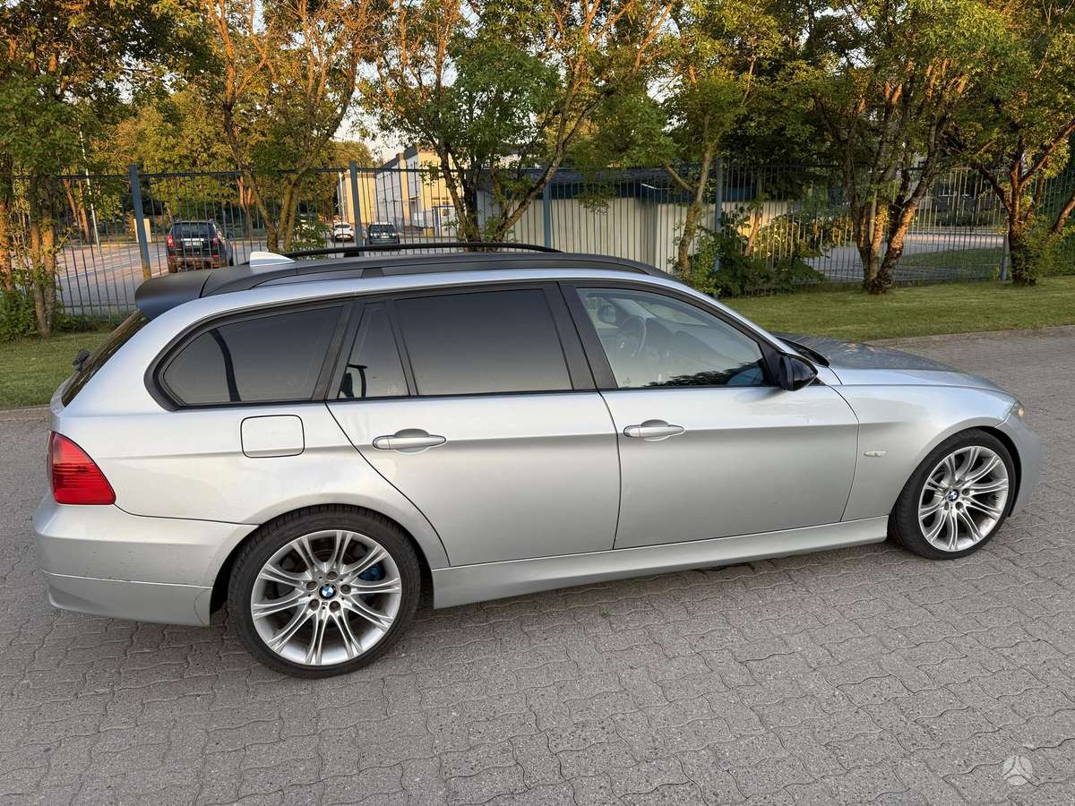 BMW 330, 3.0 l., Универсал