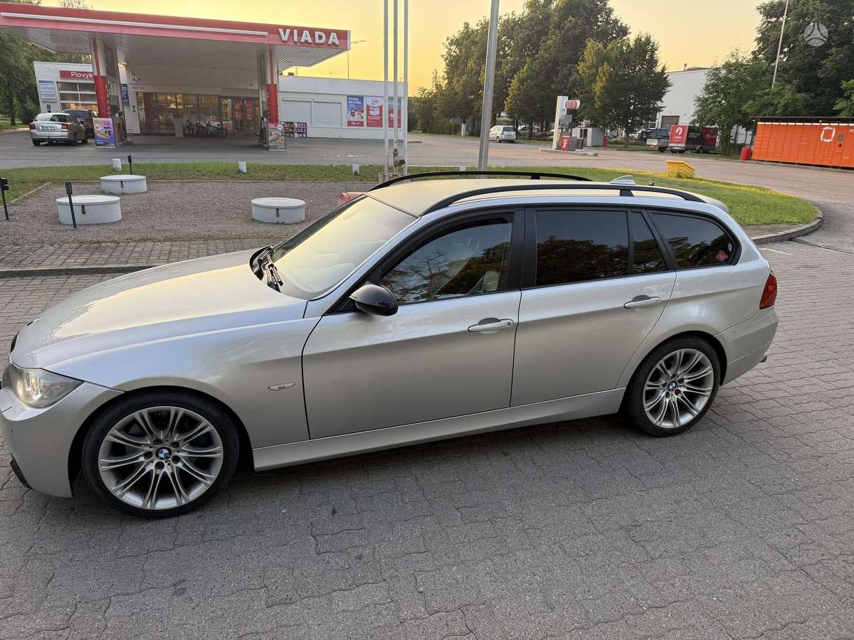 BMW 330, 3.0 l., Универсал