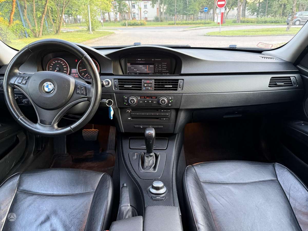 BMW 330, 3.0 l., Универсал