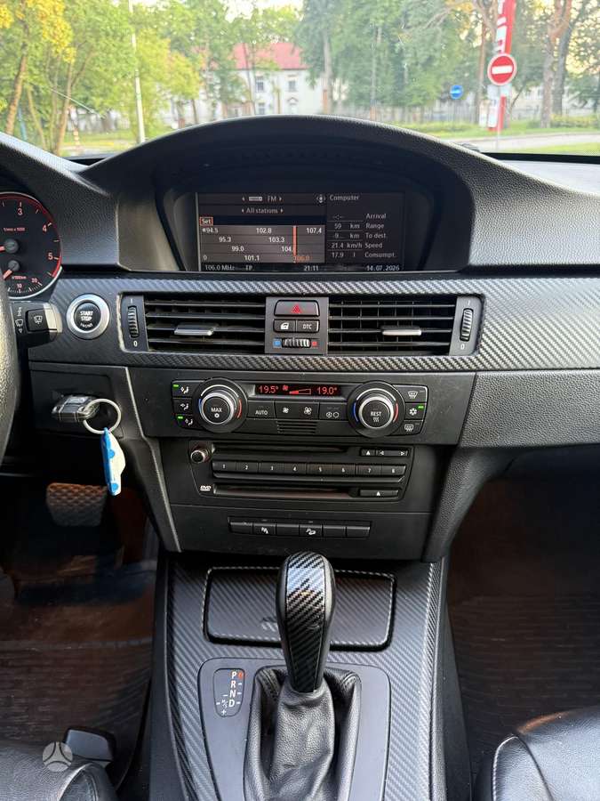BMW 330, 3.0 l., Универсал