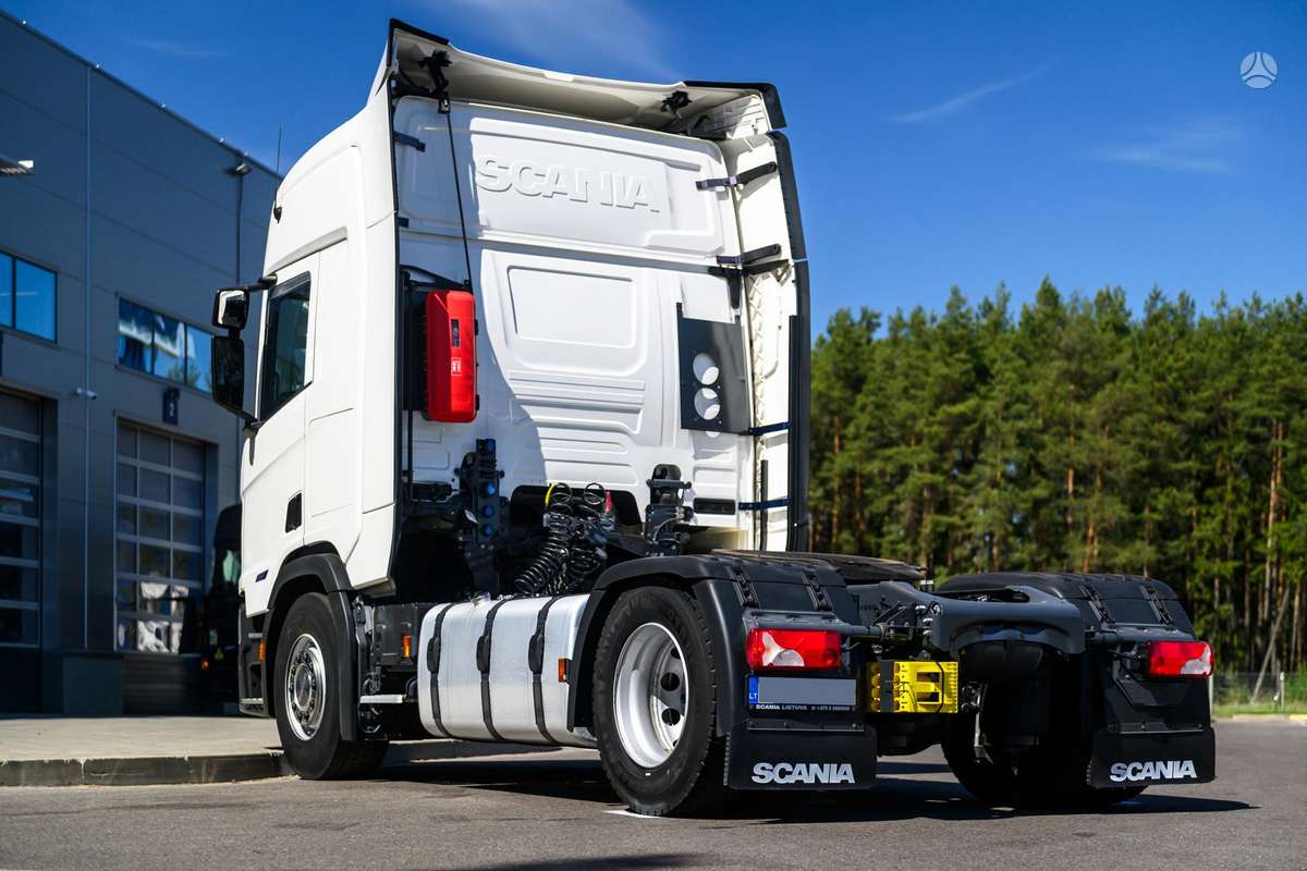 Scania R460A4x2NA, 2 miegamosios vietos