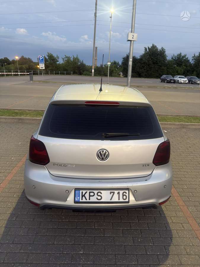 Volkswagen Polo - 4