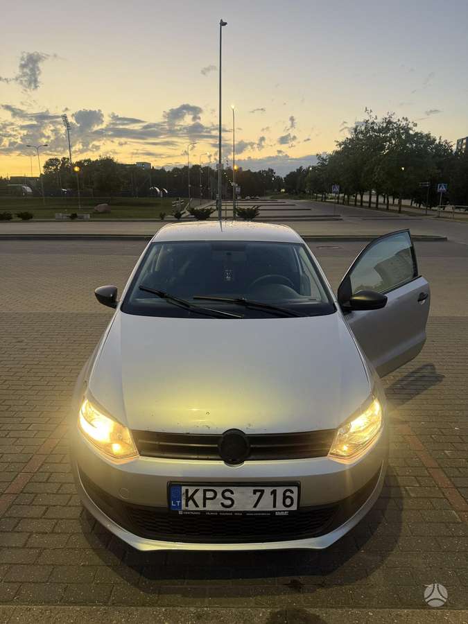 Volkswagen Polo - 5