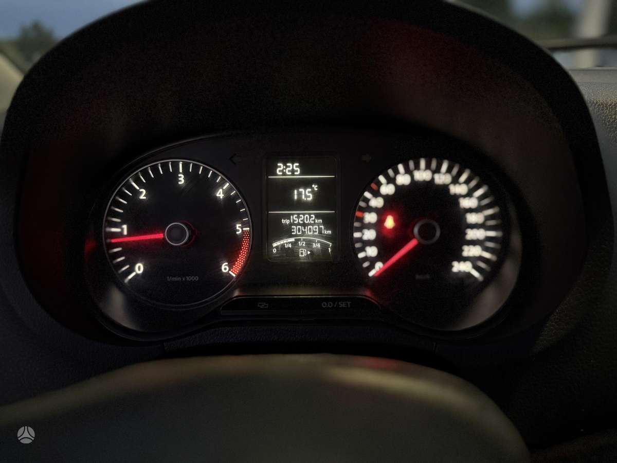Volkswagen Polo - 6