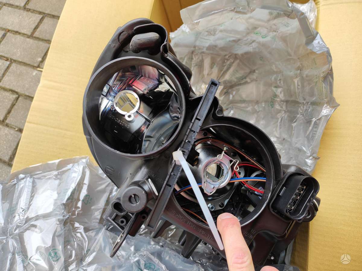 Skoda Superb, 20-12520-05-2, lights