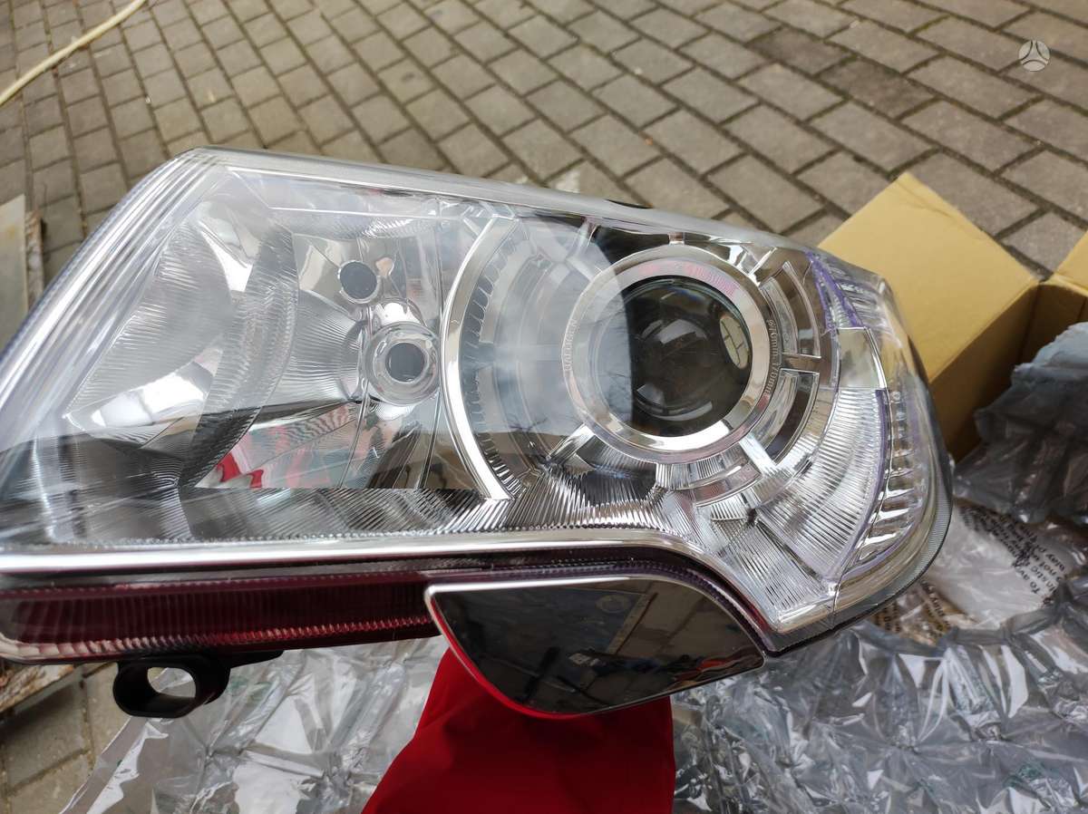 Skoda Superb, 20-12520-05-2, lights
