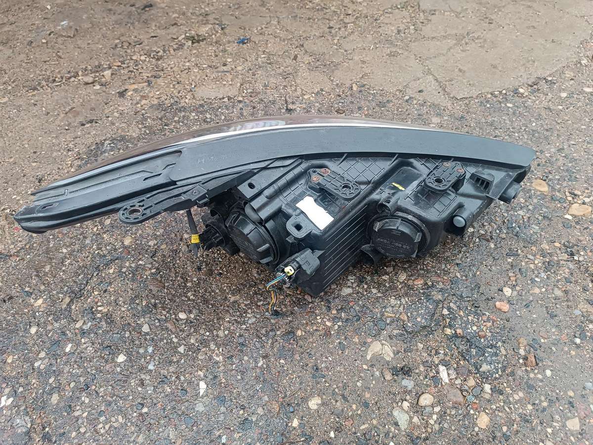 Hyundai Santa Fe lights