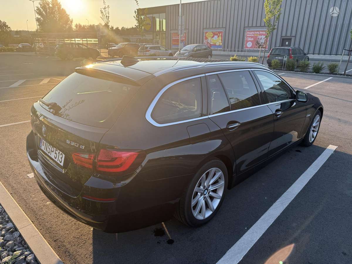 BMW 530, 3.0 l., wagon