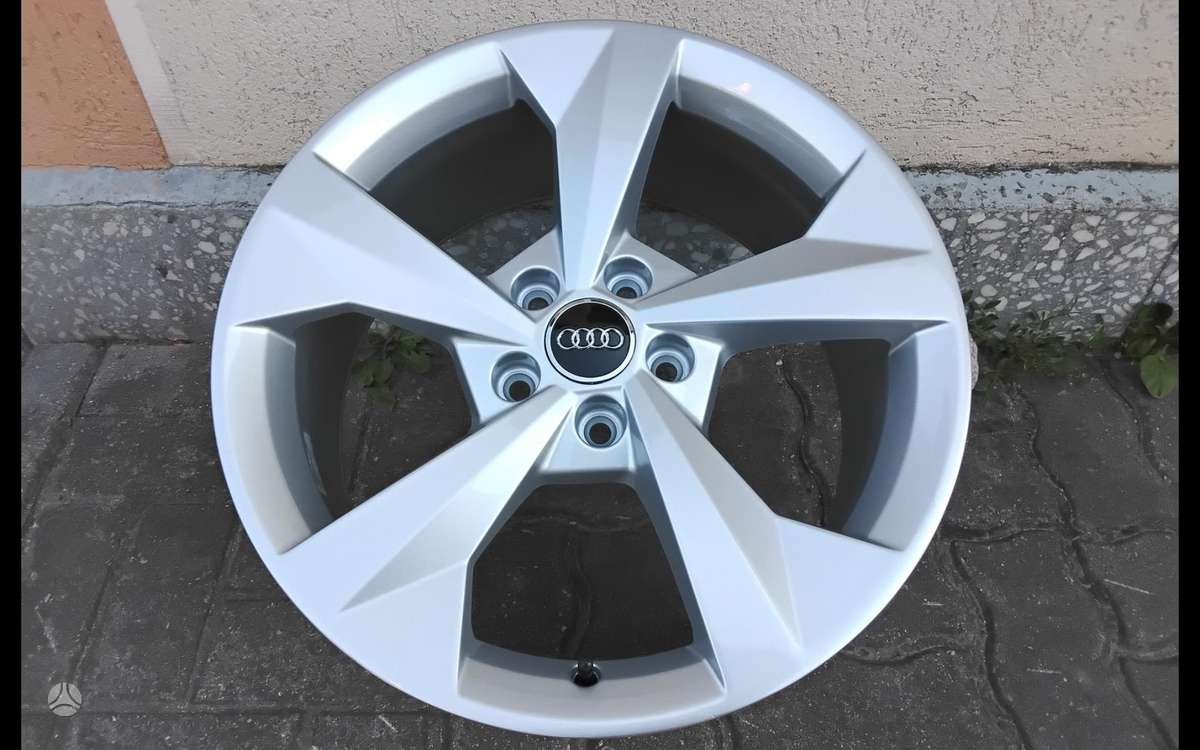 -Kita- AUDI A3 S-line, легкосплавные , R18