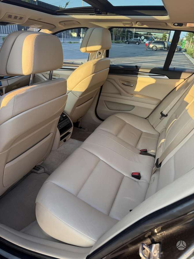 BMW 530, 3.0 l., wagon