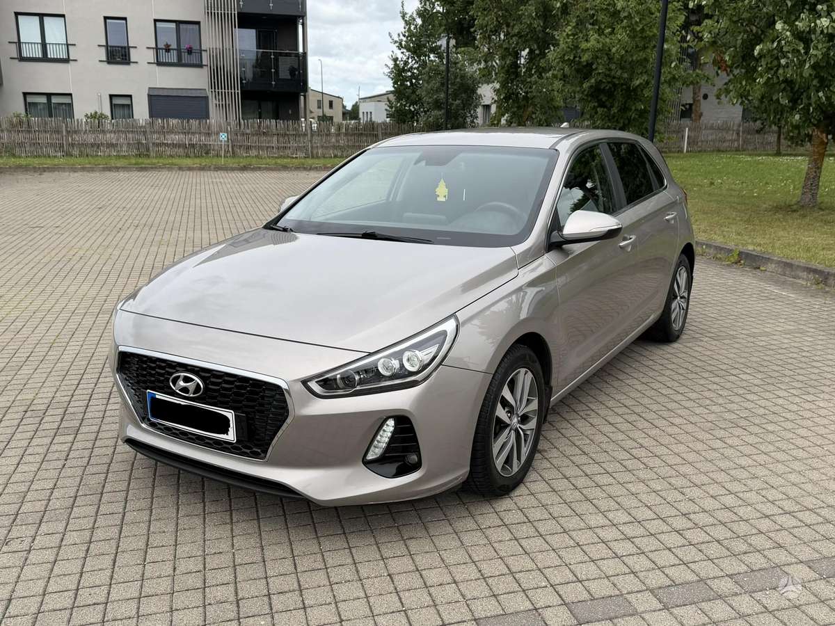 Hyundai i30, 1.6 l., hatchback