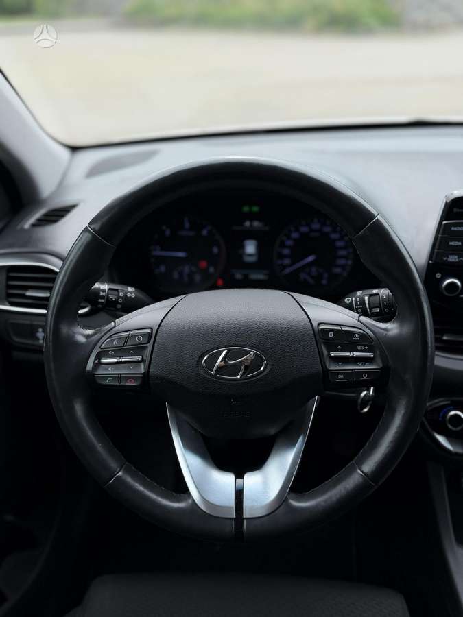 Hyundai i30, 1.6 l., hatchback