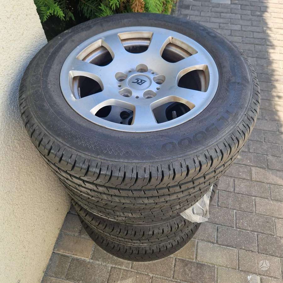 Volkswagen Transporter - 5