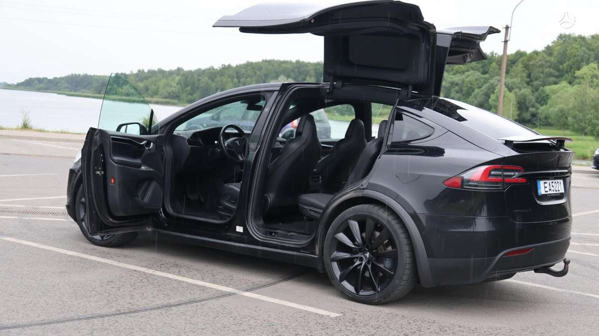 Tesla Model X, 75 kWh, off-road / crossover