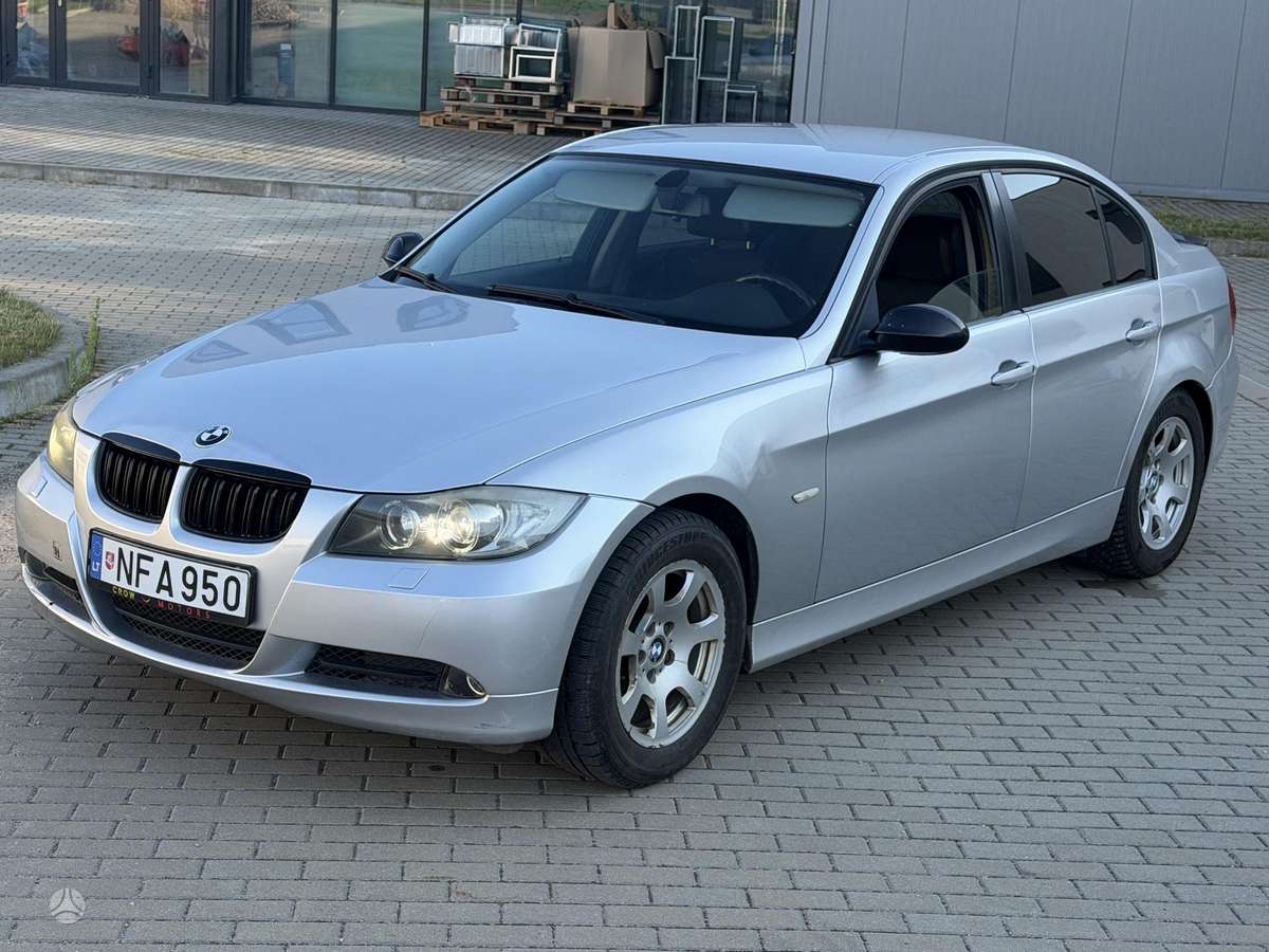 BMW 320, 2.0 l., Седан