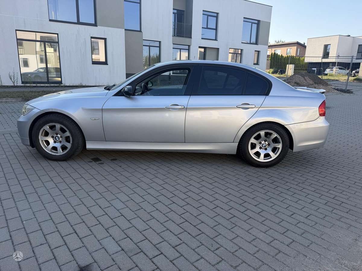 BMW 320, 2.0 l., Седан