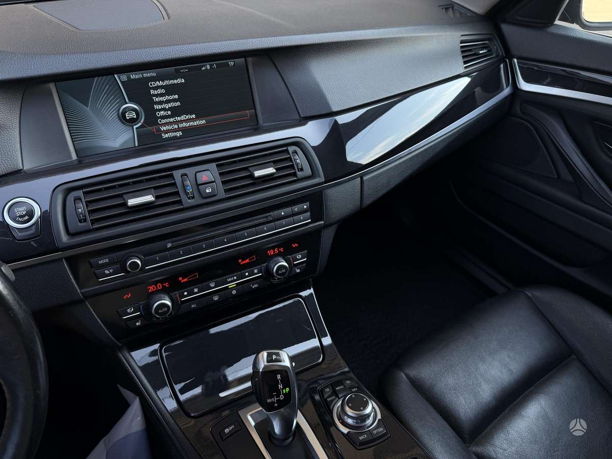 BMW 520, 2.0 l., wagon