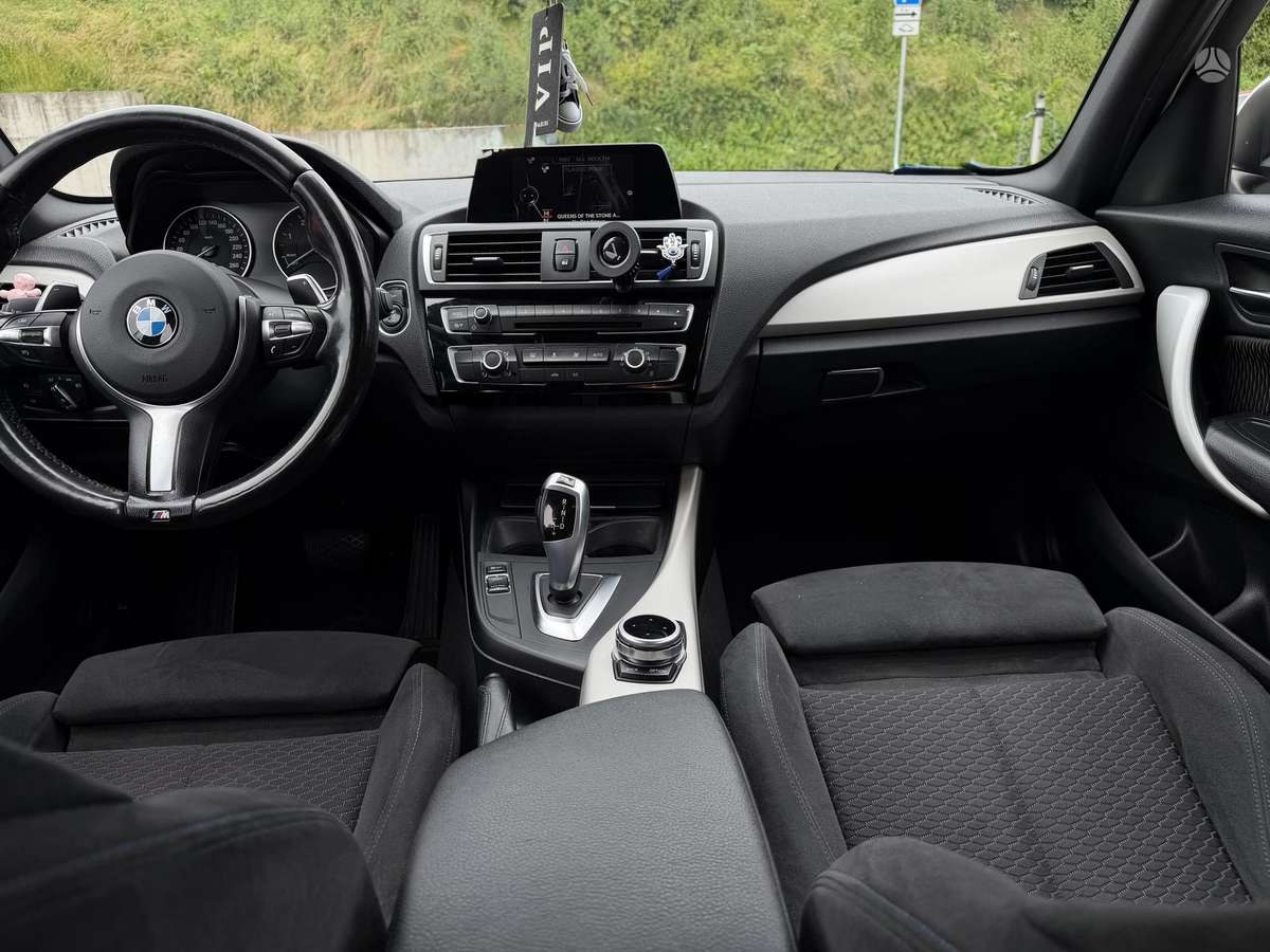 BMW 120, 2.0 l., Хэтчбек