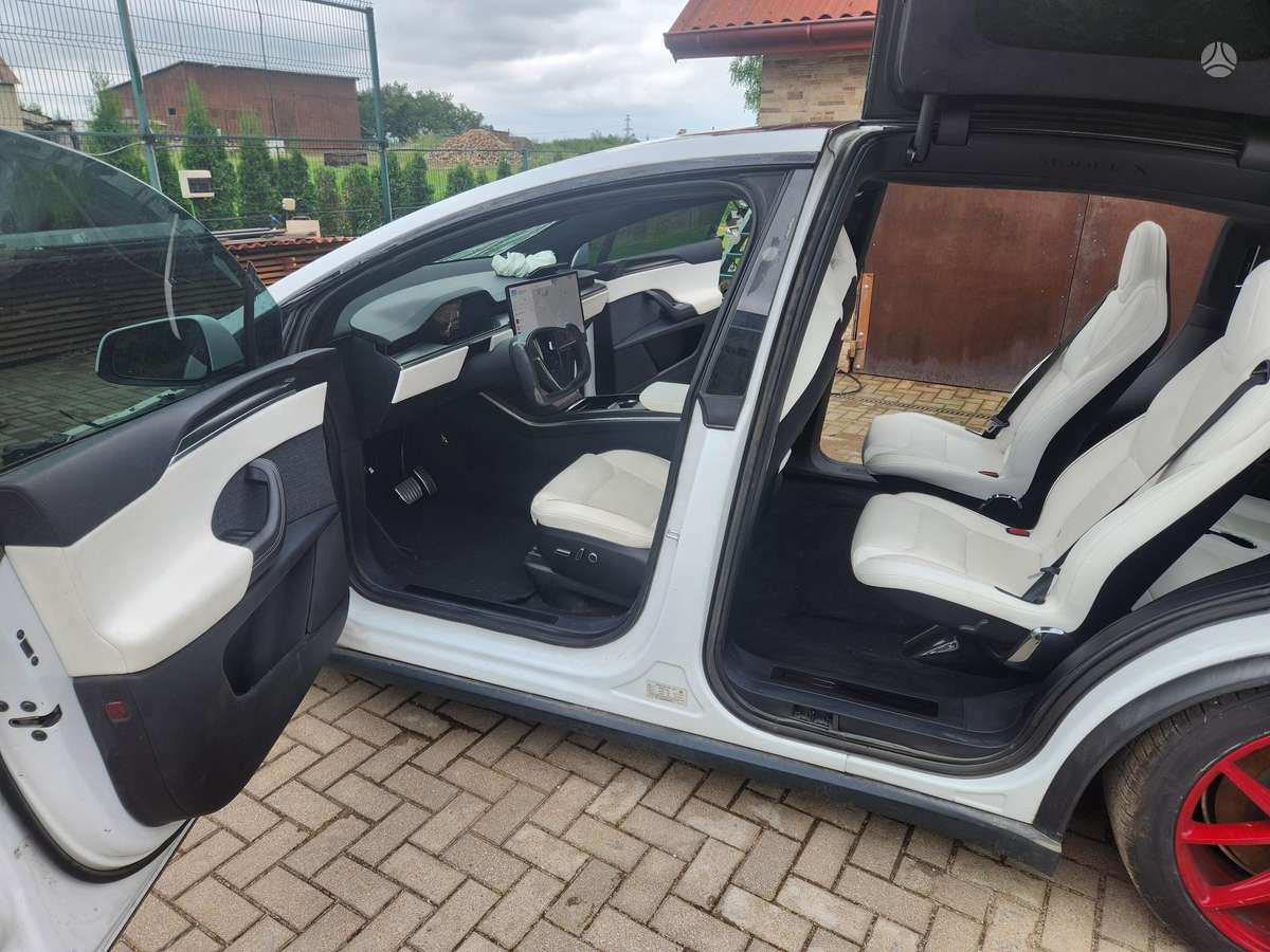 Tesla Model X, 100 kWh, off-road / crossover