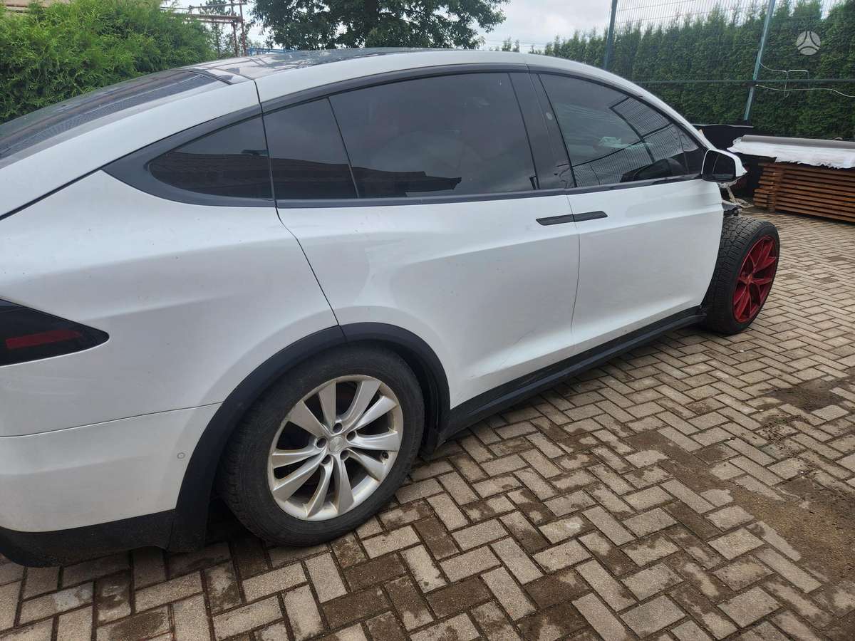 Tesla Model X, 100 kWh, off-road / crossover