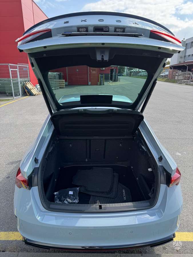 Skoda Octavia, 2.0 l., hatchback