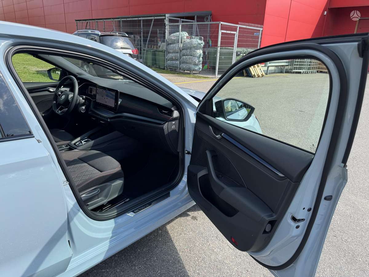 Skoda Octavia, 2.0 l., hatchback