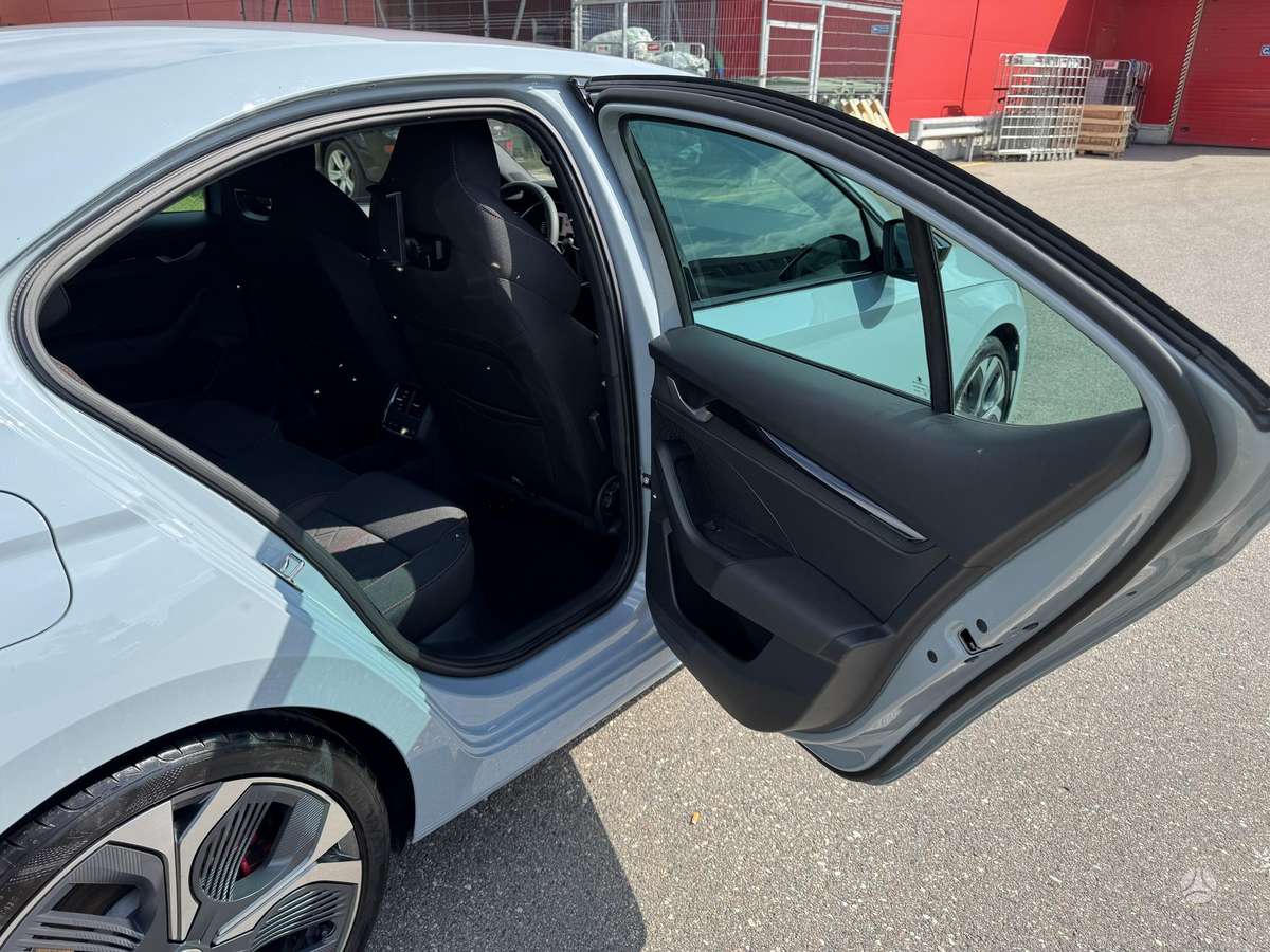 Skoda Octavia, 2.0 l., hatchback