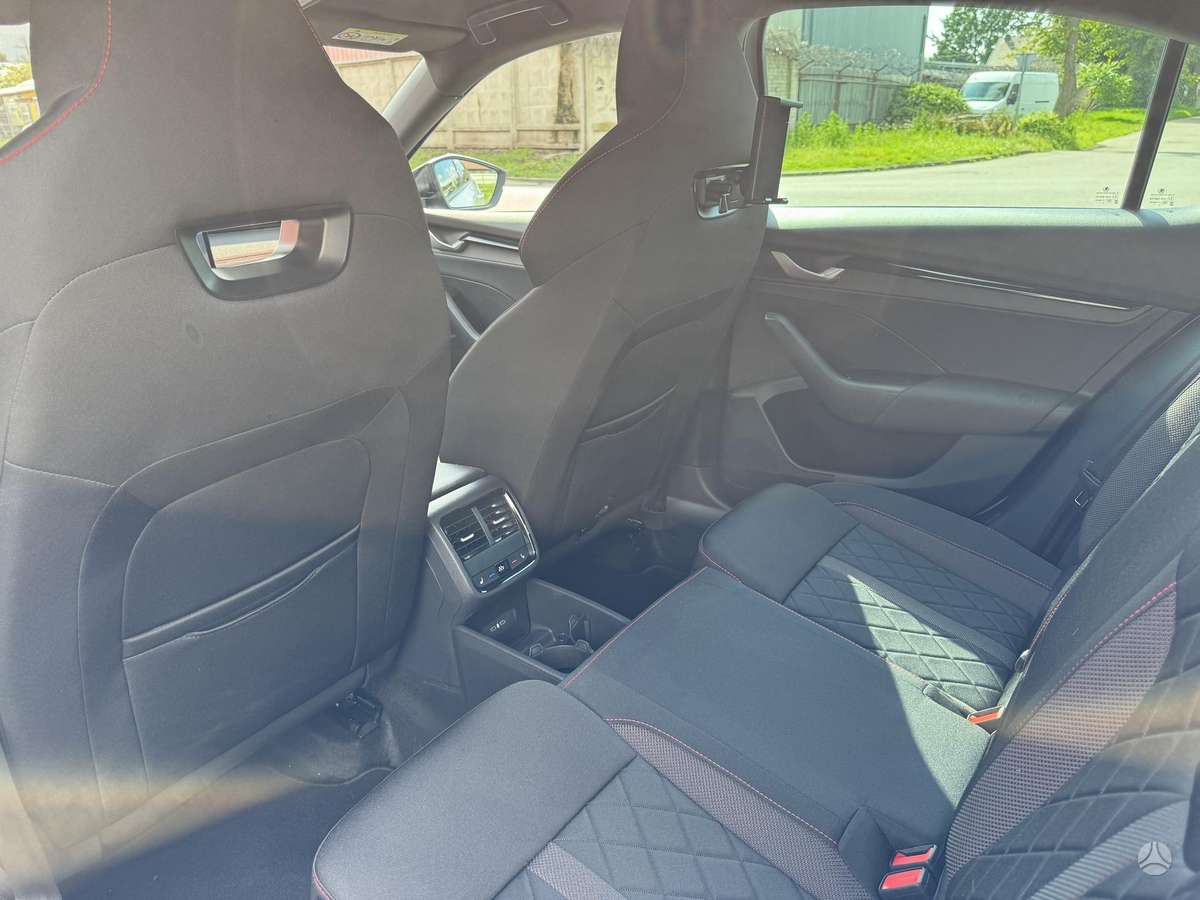 Skoda Octavia, 2.0 l., hatchback
