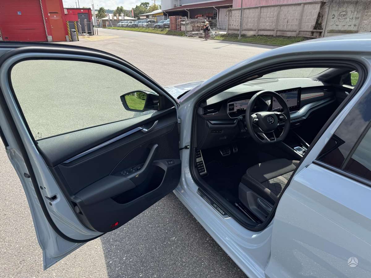 Skoda Octavia, 2.0 l., hatchback