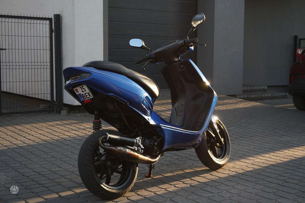 Aprilia SR 50cc, scooters / mopeds