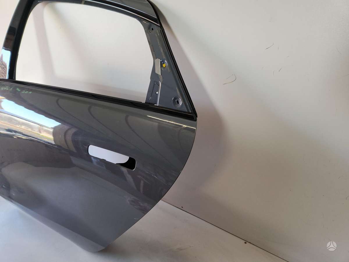 Hyundai IONIQ 6 doors