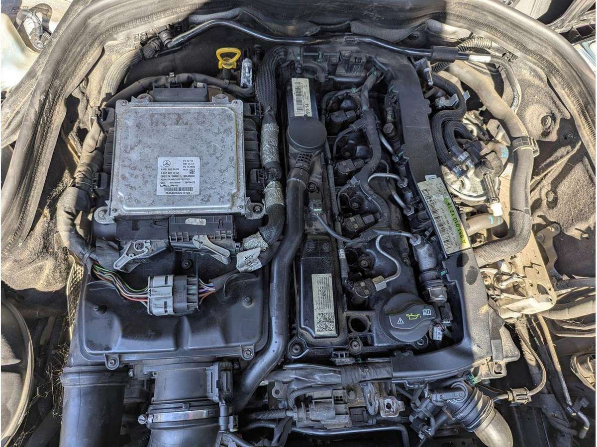 Mercedes-Benz E klasė двигатель