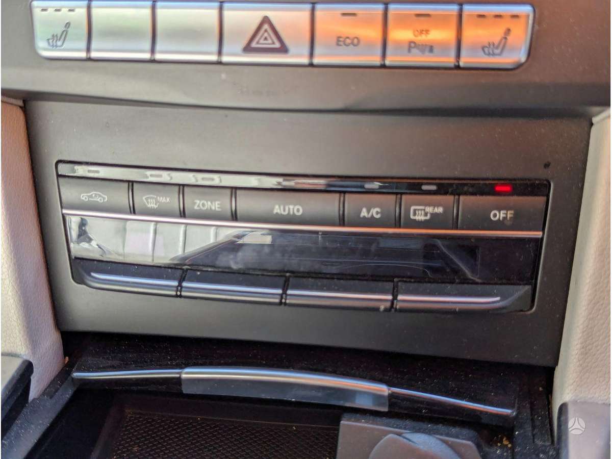 Mercedes-Benz E klasė двигатель