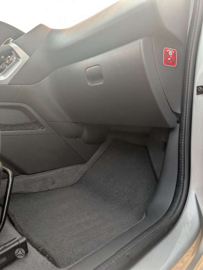 Peugeot 3008 - 11