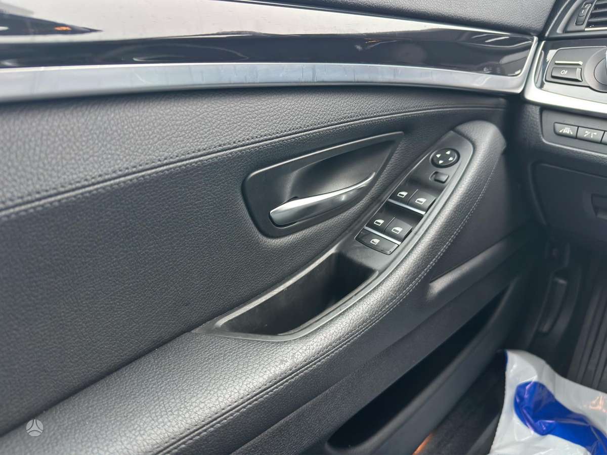 BMW 525, 2.0 l., Универсал