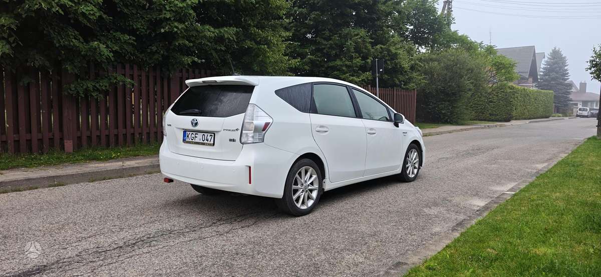 Toyota Prius+ - 7