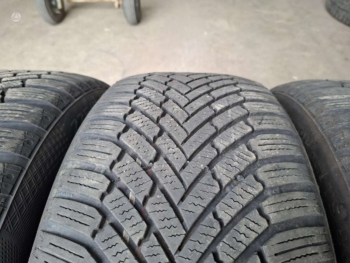 Continental 5mm, всесезонные 225/50 R17