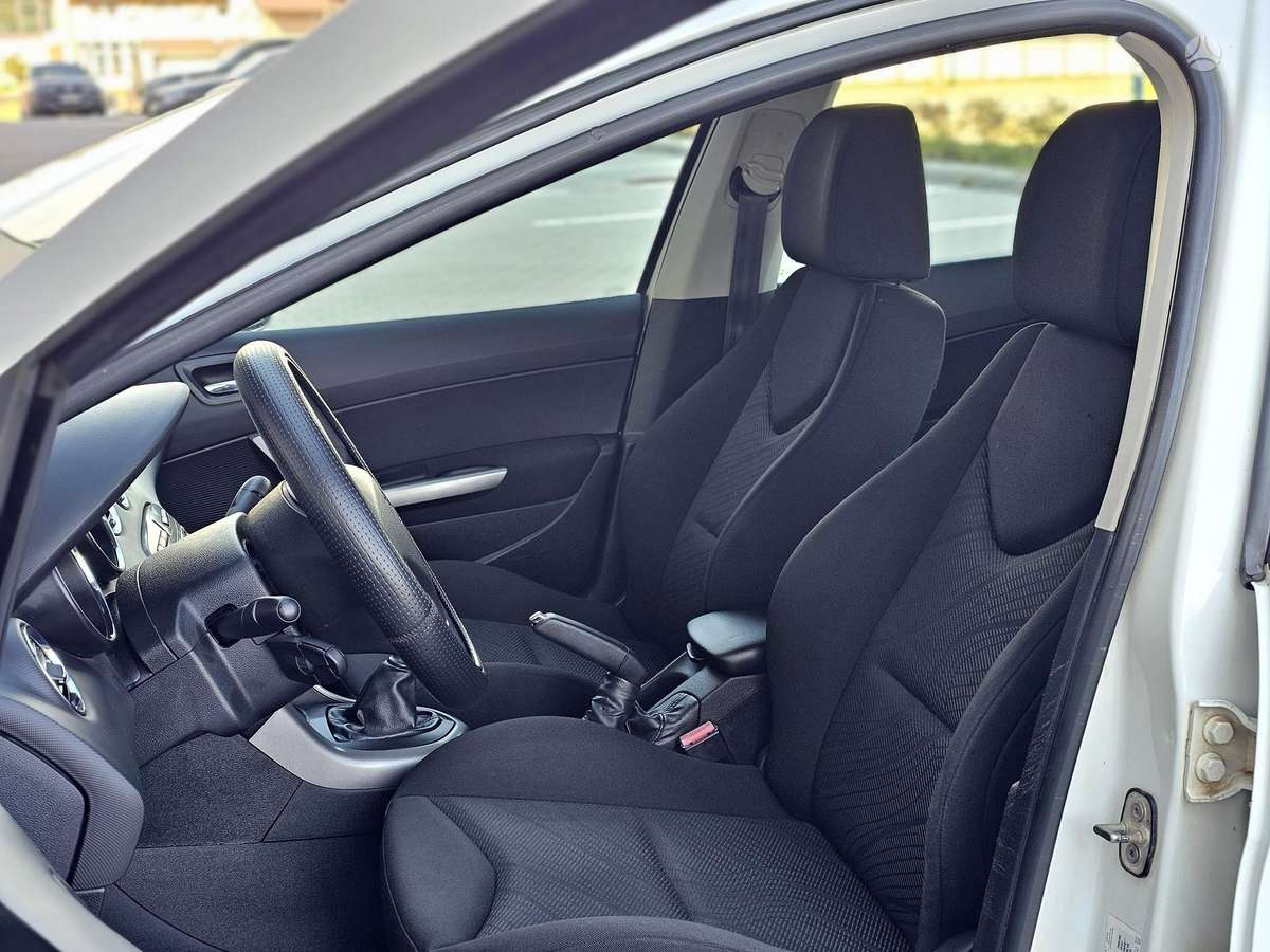 Peugeot 308, 1.6 l., Универсал