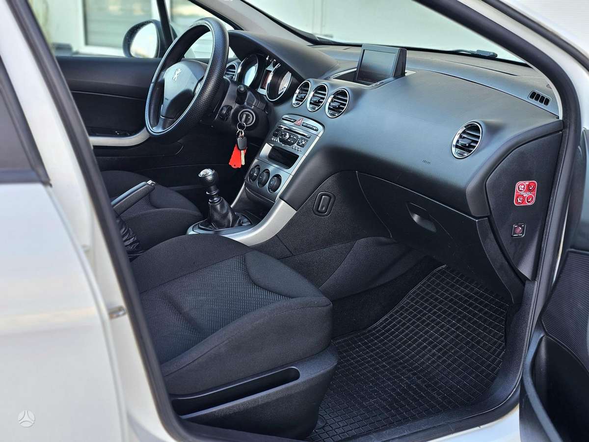 Peugeot 308, 1.6 l., Универсал