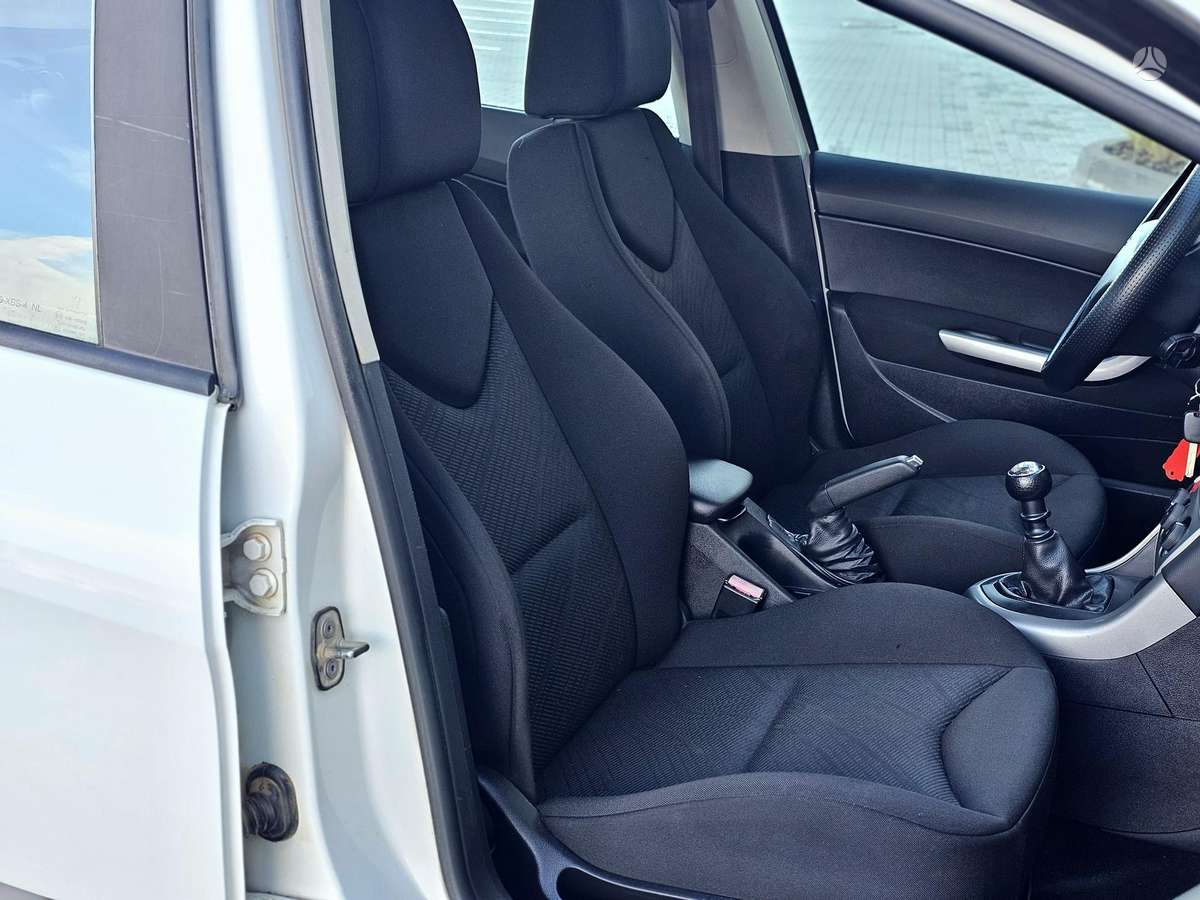 Peugeot 308, 1.6 l., Универсал