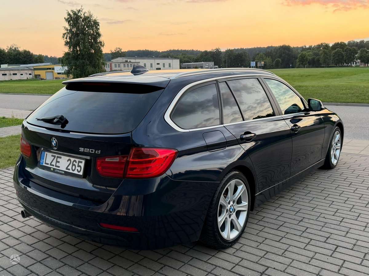 BMW 320, 2.0 l., universalas