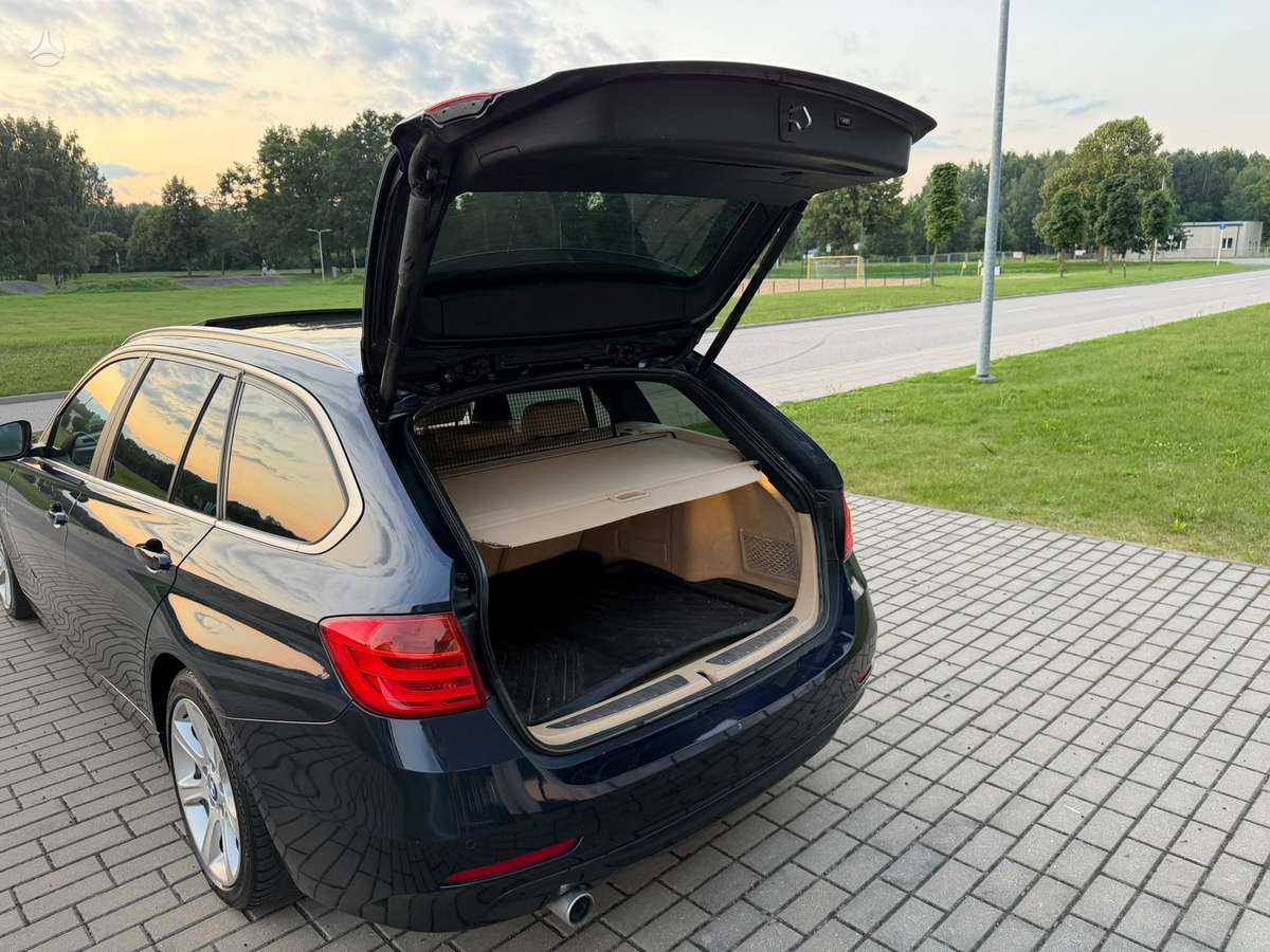 BMW 320, 2.0 l., wagon