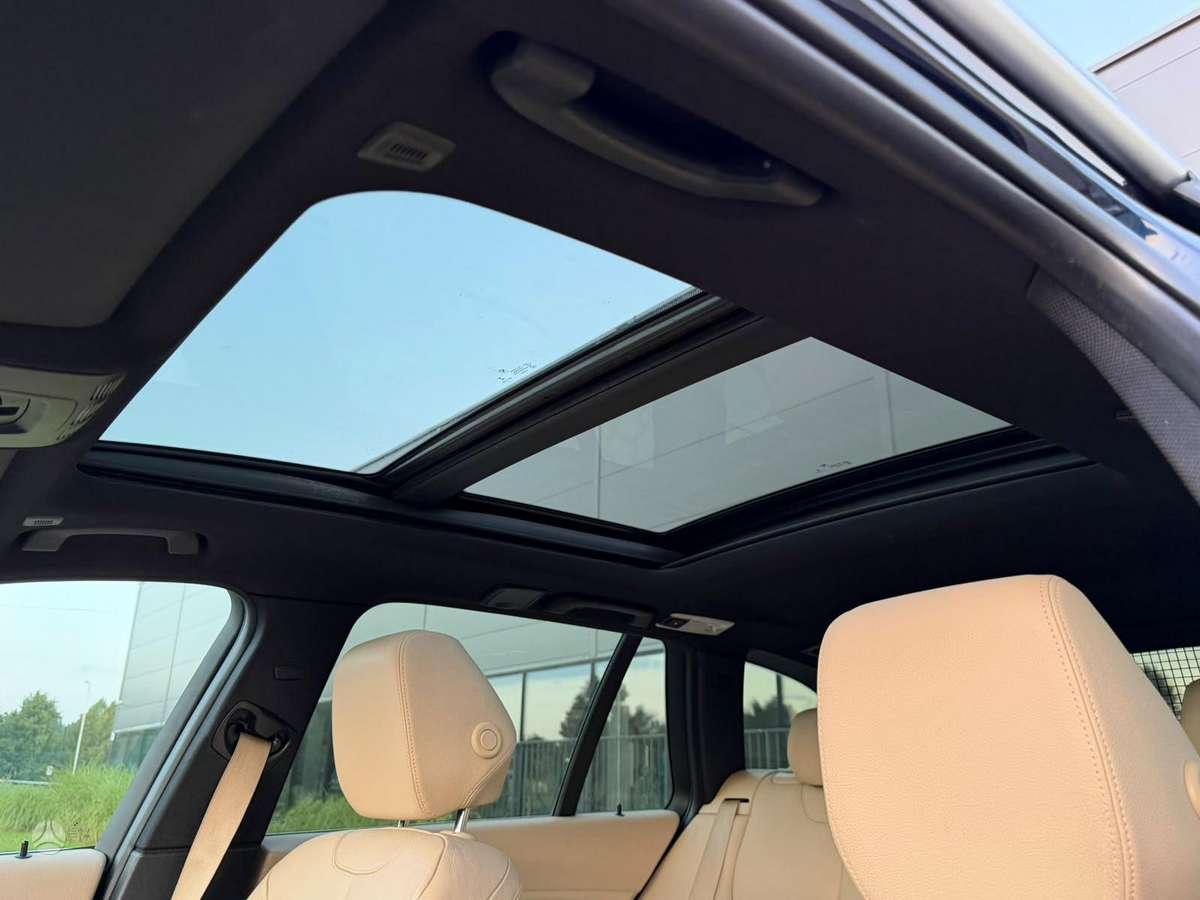 BMW 320, 2.0 l., wagon