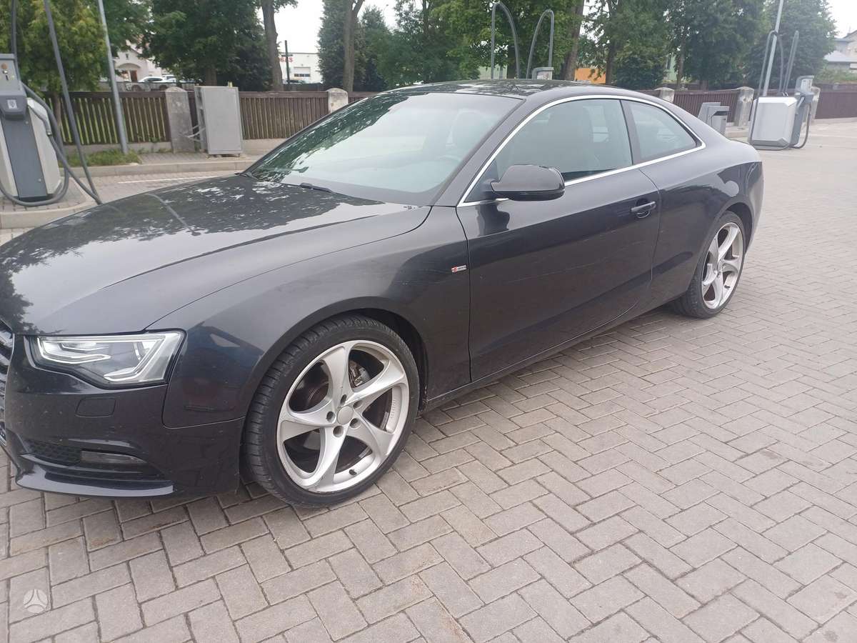 Audi A5, 2.0 l., coupe