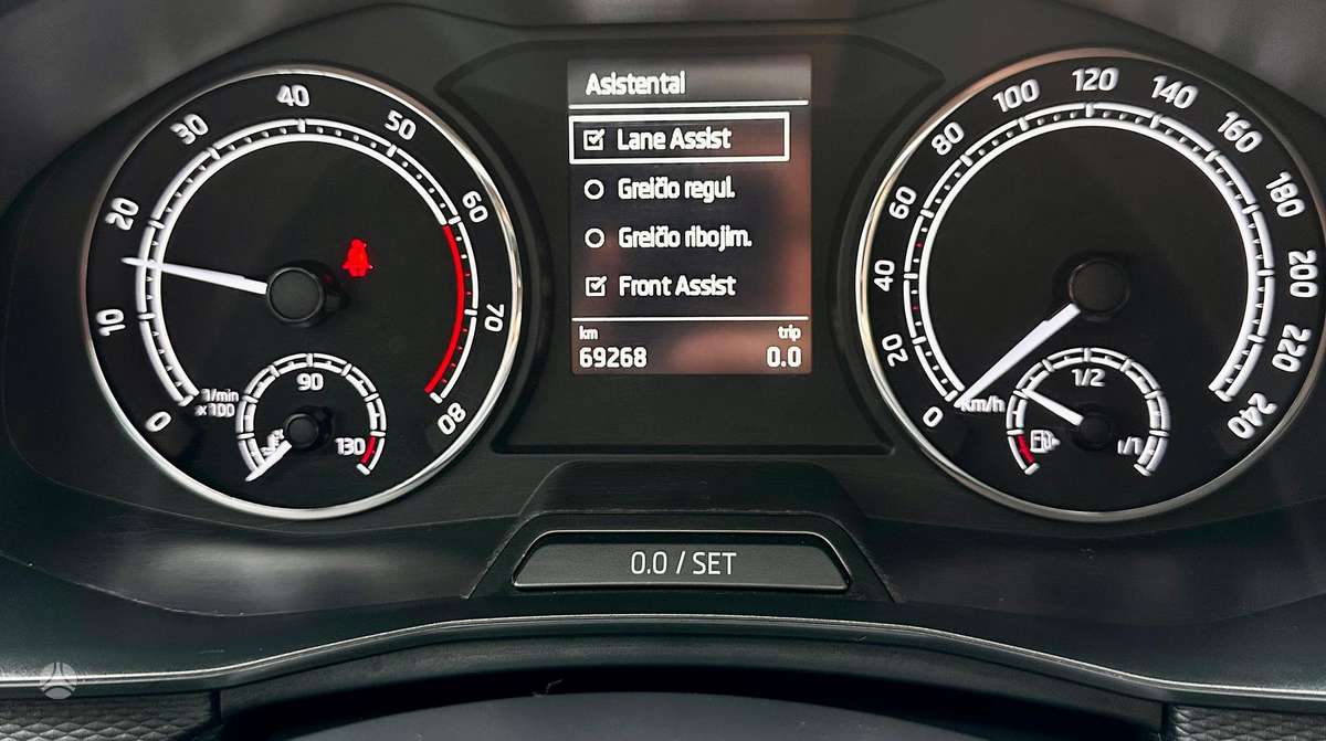 Skoda Scala, 1.0 l., hatchback