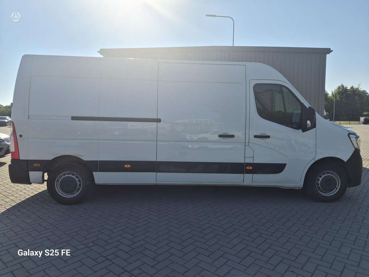 Renault Master, 2.3 l., Минивэн