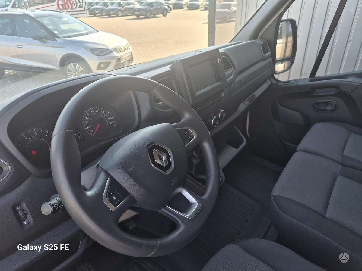 Renault Master, 2.3 l., Минивэн