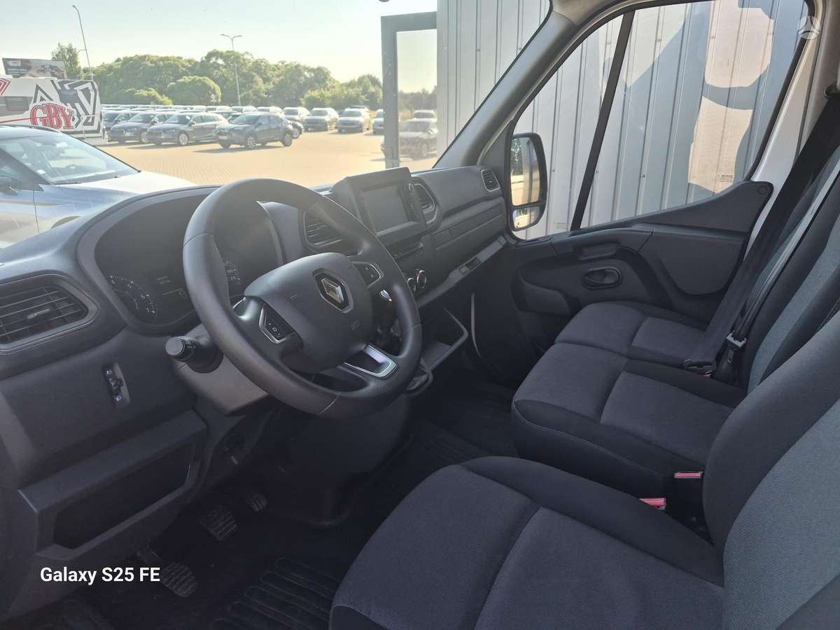 Renault Master, 2.3 l., Минивэн