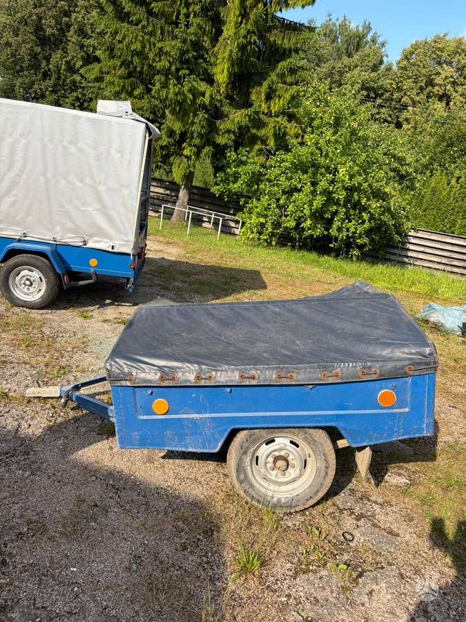 -Kita-, automašīnas piekabes